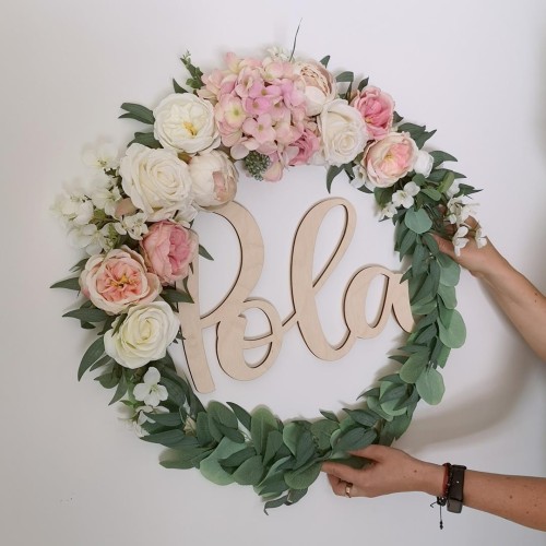 Imie-dziecka-na-babyshower-lub-chrzciny.jpg