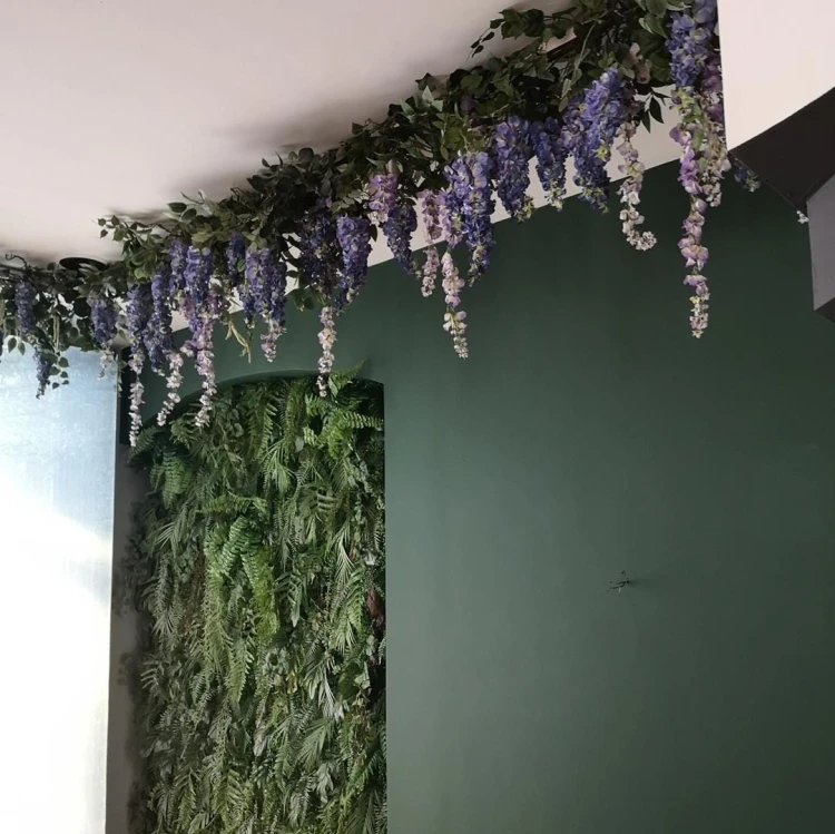 Girlandy z bluszczu z wisteriami