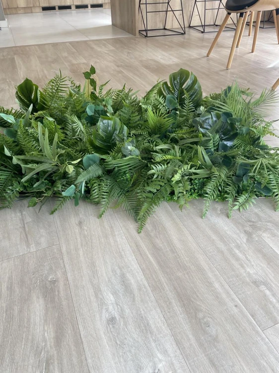 Sztuczne rosliny do zamontowania na suficie lub scianie.jpg